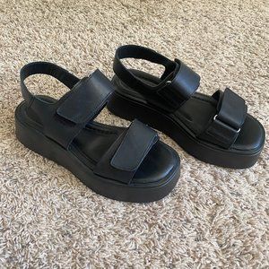 Vagabond Platform Sandals